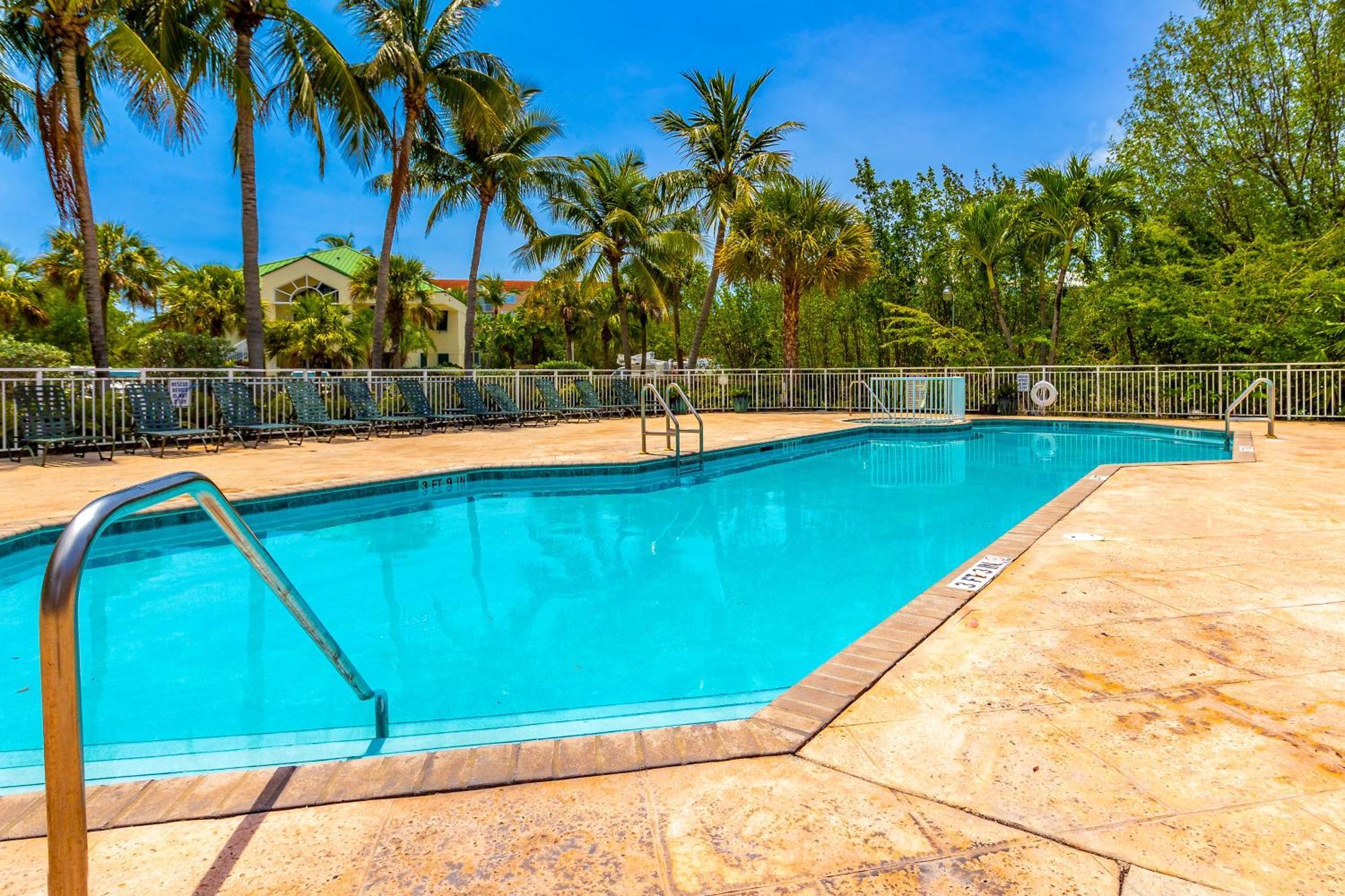 Sunrise Suites Panama Suite #310 Key West Phòng bức ảnh
